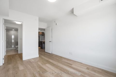 Photo 14 at 808 - 58 Lakeside Terrace, Little Lake, Barrie