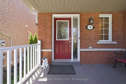 Photo 4 at 39 Rampart Crescent, Williamsburg, Whitby