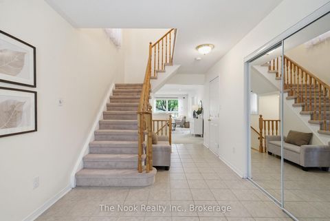 Photo 7 at 39 Rampart Crescent, Williamsburg, Whitby