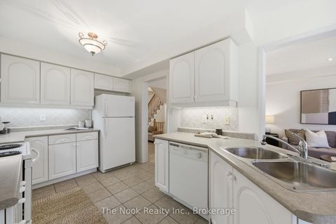 Photo 13 at 39 Rampart Crescent, Williamsburg, Whitby