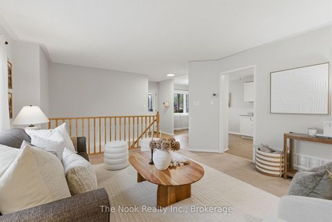 Photo 10 at 1139 Ridgemount Boulevard, Pinecrest, Oshawa