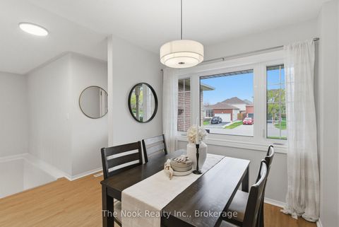 Photo 14 at 1139 Ridgemount Boulevard, Pinecrest, Oshawa