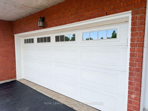 Photo 2 at 5 Acacia Avenue, Pelmo Park W5, Toronto