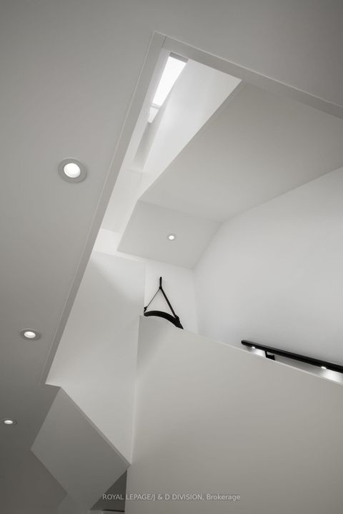 Photo 10 at 78 Balmoral Avenue, St. Clair, Toronto