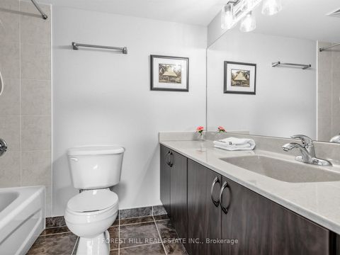 Photo 7 at 511 - 7 North Park Road, Beverley Glen, Vaughan