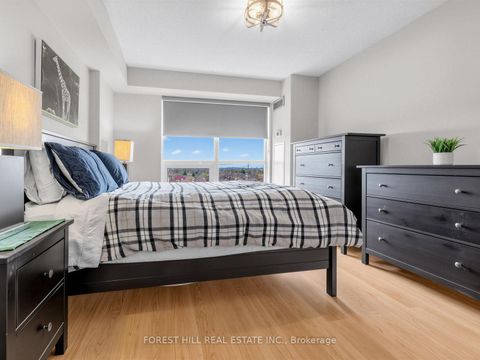 Photo 16 at 511 - 7 North Park Road, Beverley Glen, Vaughan