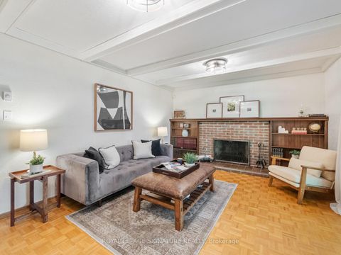 Photo 18 at 4 Gablehurst Crescent, Sullivan, Toronto