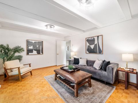 Photo 19 at 4 Gablehurst Crescent, Sullivan, Toronto