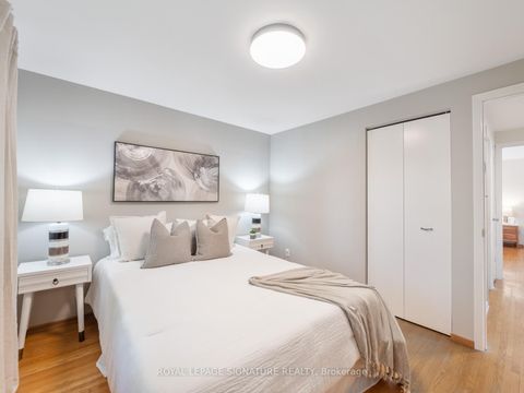 Photo 29 at 4 Gablehurst Crescent, Sullivan, Toronto
