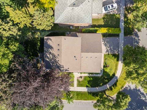 Photo 41 at 4 Gablehurst Crescent, Sullivan, Toronto