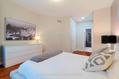 Photo 19 at 12 Sandpiper Key Way, Greensborough, Markham