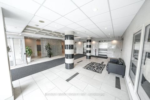 Photo 5 at 608 - 1470 Midland Avenue, Dorset Park, Toronto