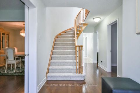 Photo 1 at 51 Cartwright Drive, Cundles East, Barrie