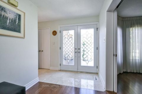 Photo 2 at 51 Cartwright Drive, Cundles East, Barrie