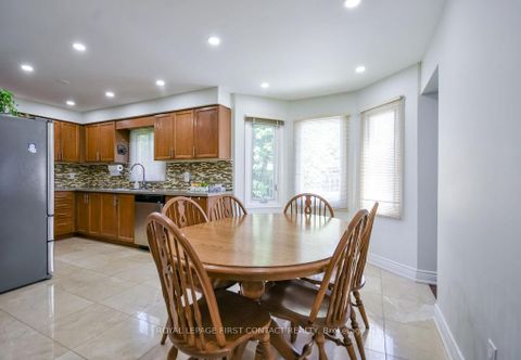Photo 5 at 51 Cartwright Drive, Cundles East, Barrie