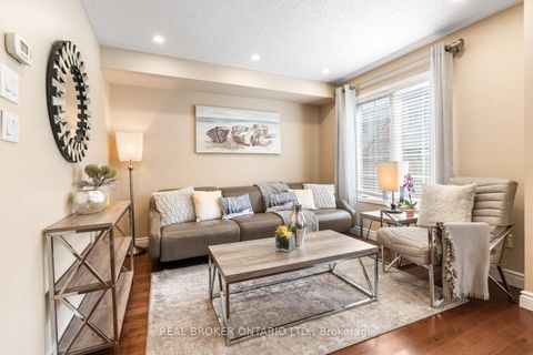 Photo 4 at 7 - 25 West Deane Park Drive, West Deane, Toronto