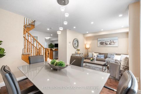 Photo 8 at 7 - 25 West Deane Park Drive, West Deane, Toronto