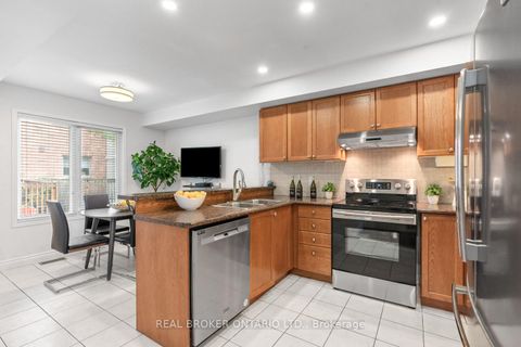 Photo 9 at 7 - 25 West Deane Park Drive, West Deane, Toronto