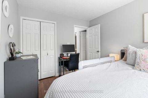Photo 21 at 7 - 25 West Deane Park Drive, West Deane, Toronto