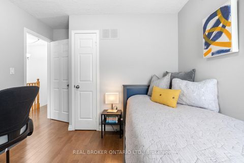 Photo 25 at 7 - 25 West Deane Park Drive, West Deane, Toronto