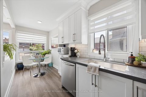Photo 6 at 6 Herriman Street, Bowmanville, Clarington