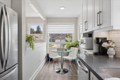 Photo 7 at 6 Herriman Street, Bowmanville, Clarington