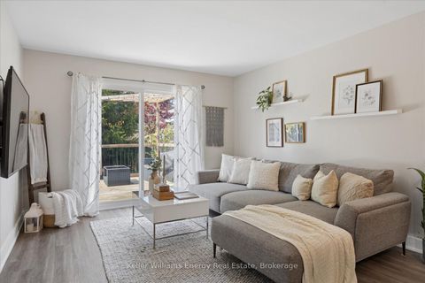 Photo 11 at 6 Herriman Street, Bowmanville, Clarington