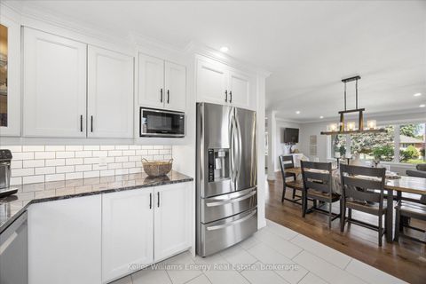 Photo 6 at 744 Glengrove Street, Northglen, Oshawa
