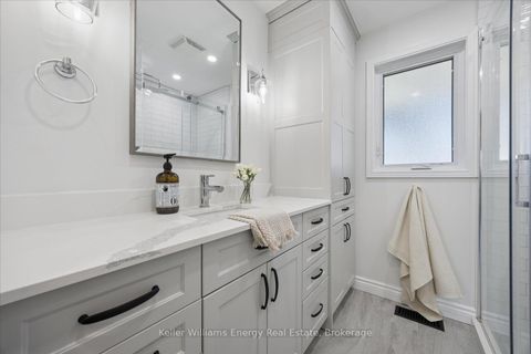 Photo 14 at 744 Glengrove Street, Northglen, Oshawa