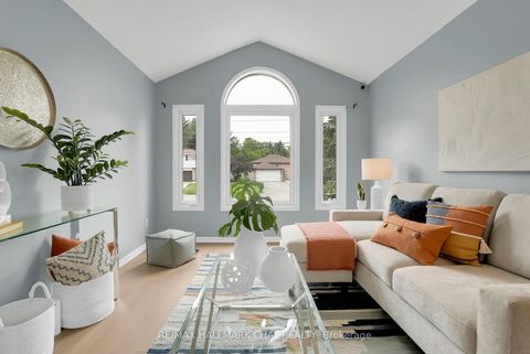 Photo 5 at 121 Huronia Road, Painswick North, Barrie