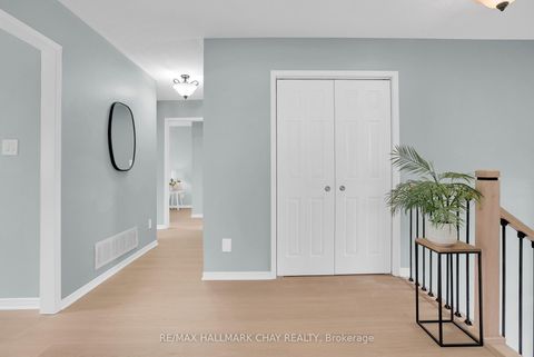 Photo 9 at 121 Huronia Road, Painswick North, Barrie