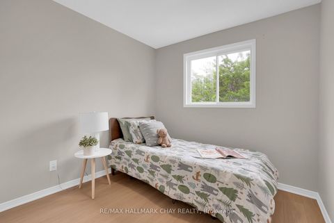 Photo 15 at 121 Huronia Road, Painswick North, Barrie