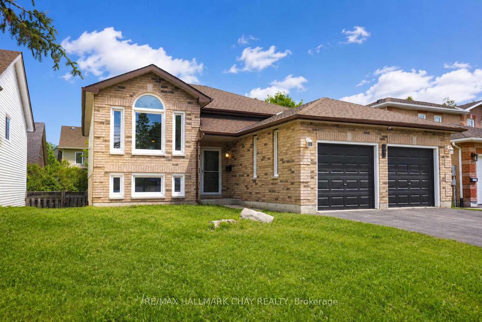 121 Huronia Road, Painswick North, Barrie photo 5