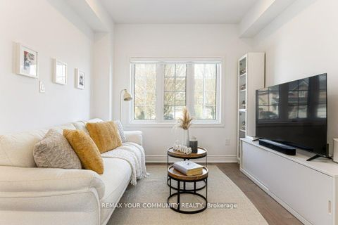 Photo 2 at 35 Laurelbank Crescent, Keswick North, Georgina