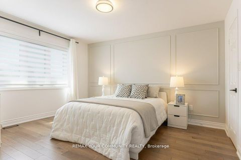 Photo 13 at 35 Laurelbank Crescent, Keswick North, Georgina