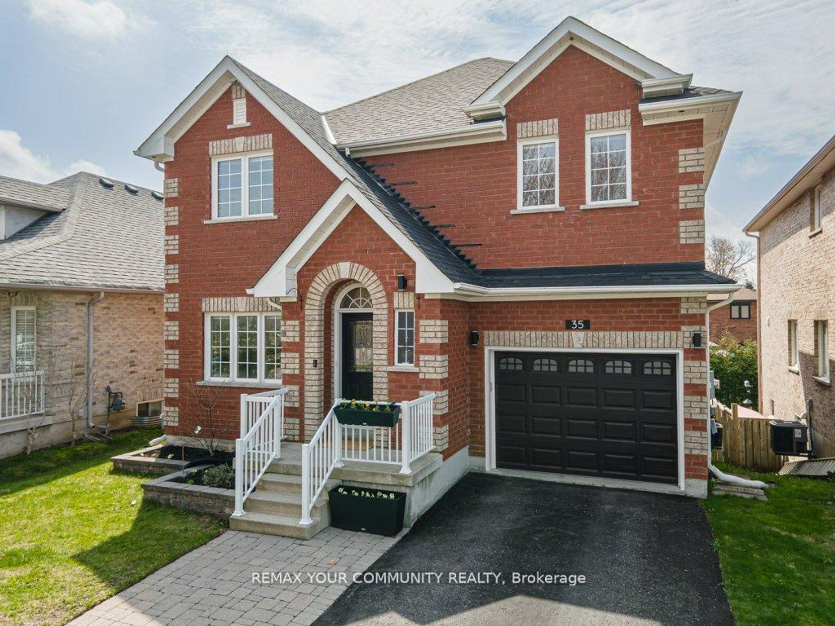 35 Laurelbank Crescent, Keswick North, Georgina 
