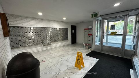 Photo 7 at 905 - 2645 Kipling Avenue, Jamestown, Toronto