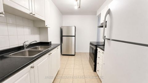 Photo 9 at 905 - 2645 Kipling Avenue, Jamestown, Toronto