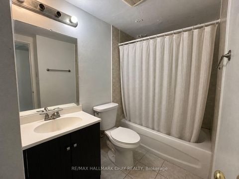 Photo 12 at 905 - 2645 Kipling Avenue, Jamestown, Toronto