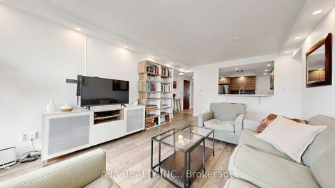 Photo 12 at 905 - 5765 Yonge Street, Newtonbrook East, Toronto