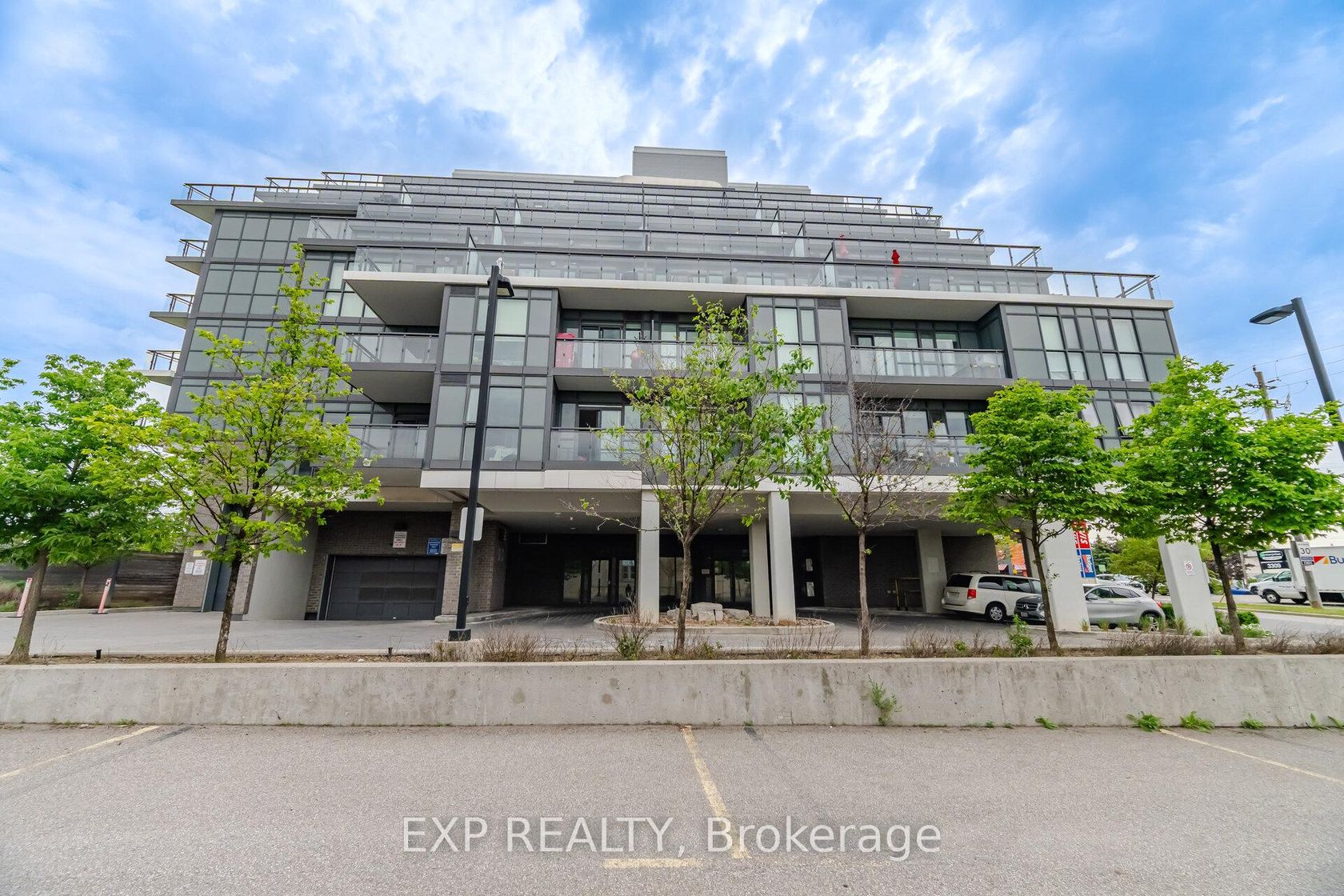 306 - 16 McAdam Avenue, Glen Park, Toronto 