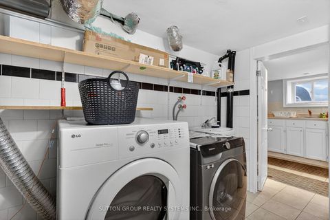 Photo 34 at 32 Green Lanes, City Centre West, Toronto