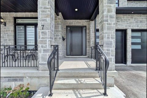 Photo 1 at 7 Houston Road, West Woodbridge, Vaughan