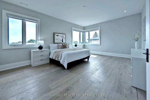 Photo 25 at 7 Houston Road, West Woodbridge, Vaughan