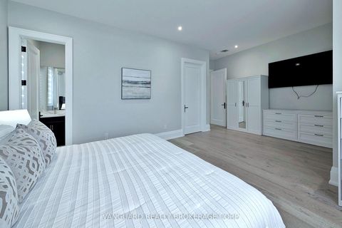 Photo 33 at 7 Houston Road, West Woodbridge, Vaughan