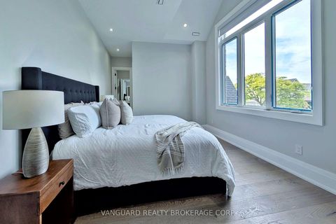 Photo 35 at 7 Houston Road, West Woodbridge, Vaughan