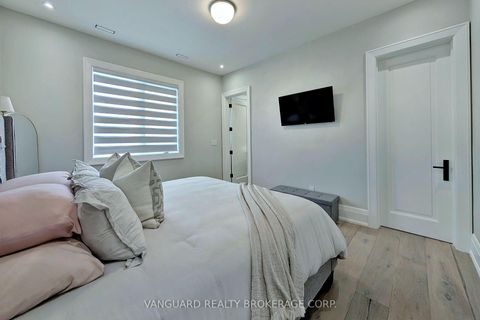 Photo 38 at 7 Houston Road, West Woodbridge, Vaughan