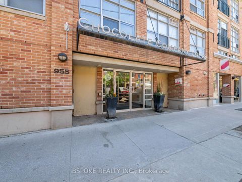 Photo 2 at PH25 - 955 Queen Street W, Niagara, Toronto