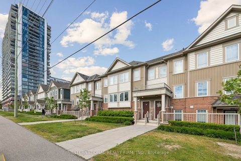 Photo 2 at 125 - 2500 Hill Rise Court, Windfields, Oshawa