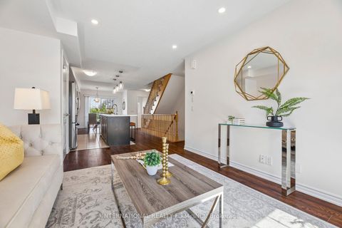 Photo 6 at 125 - 2500 Hill Rise Court, Windfields, Oshawa